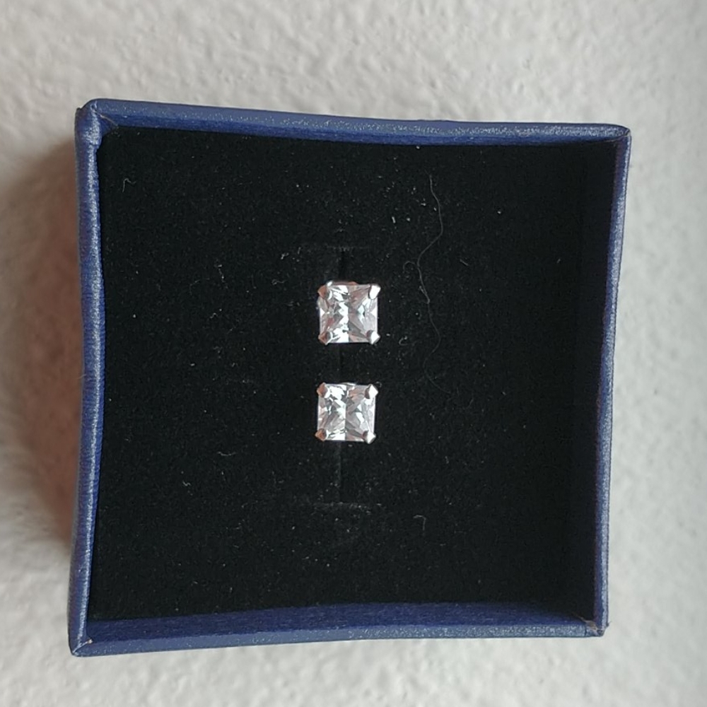 5x5mm princess cut cz studs in 14k white gold